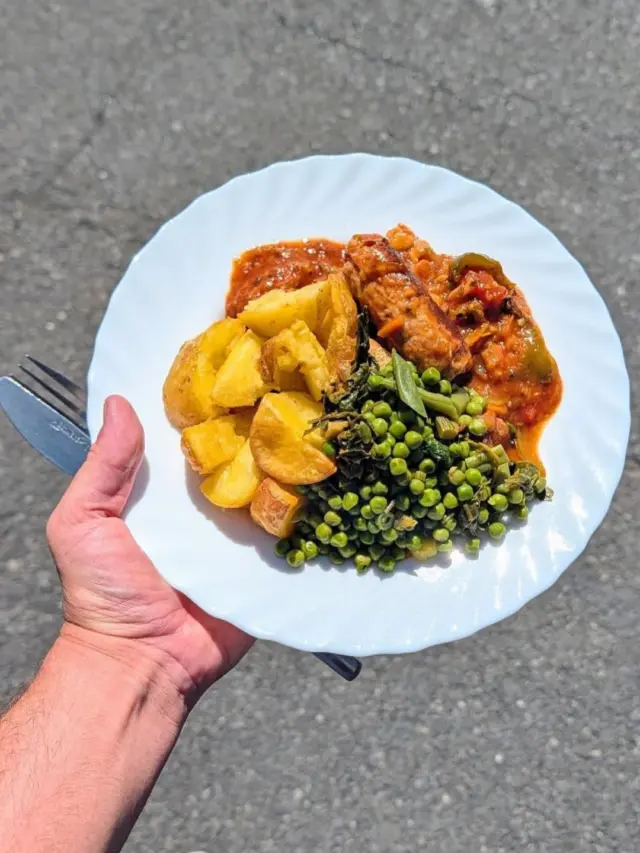 Summer sausage stew with beans and red peppers… Another #CeginLlanelli done ✅

Less than a week to go until our big 6 month celebration. Make sure to RSVP at our link in bio to join us for a delicious lunch, a celebration of our amazing volunteers! 

Supported by @kingcharlesfund @wcvacymru 

📷 @mrkyleabraham